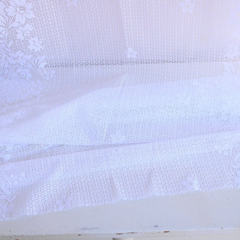 Vintage 1980s 1990s White Lace Fabric, 24" Wide 88" Long Piece, Floral Pattern - Picture 3 of 10